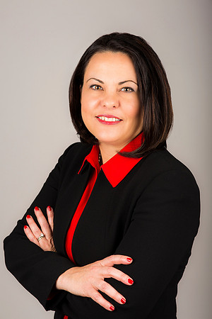Suzanne_7403-2_rev